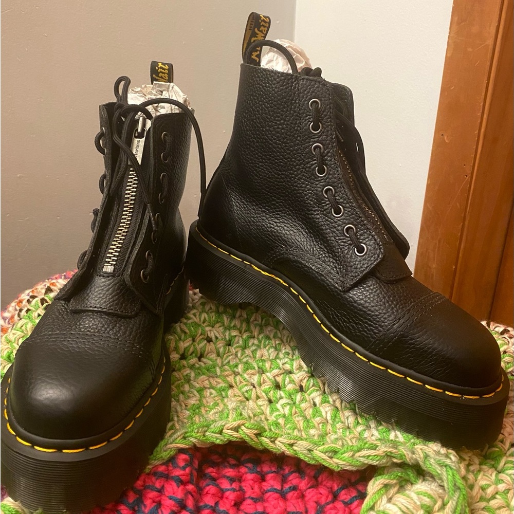 Dr. Martens Sinclair Boots- Never Worn!